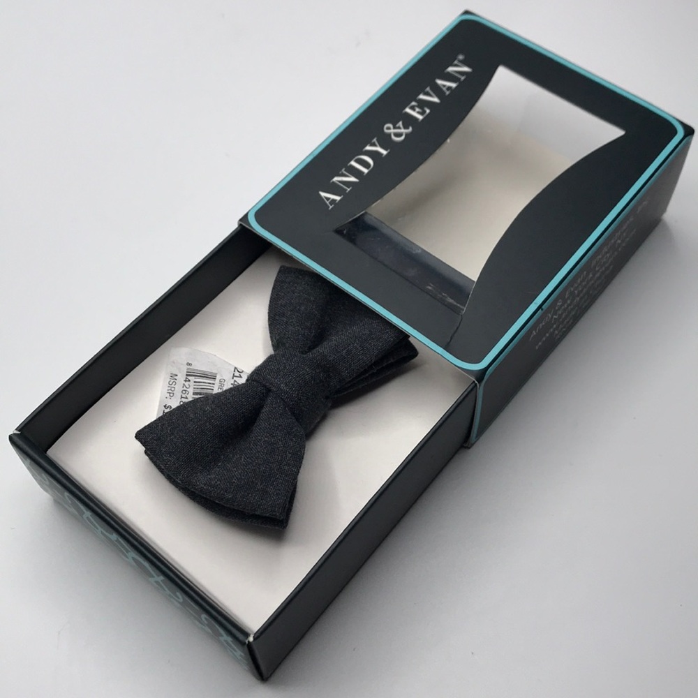 NWT Andy & Evan Infant Adjustable Gray Bowtie